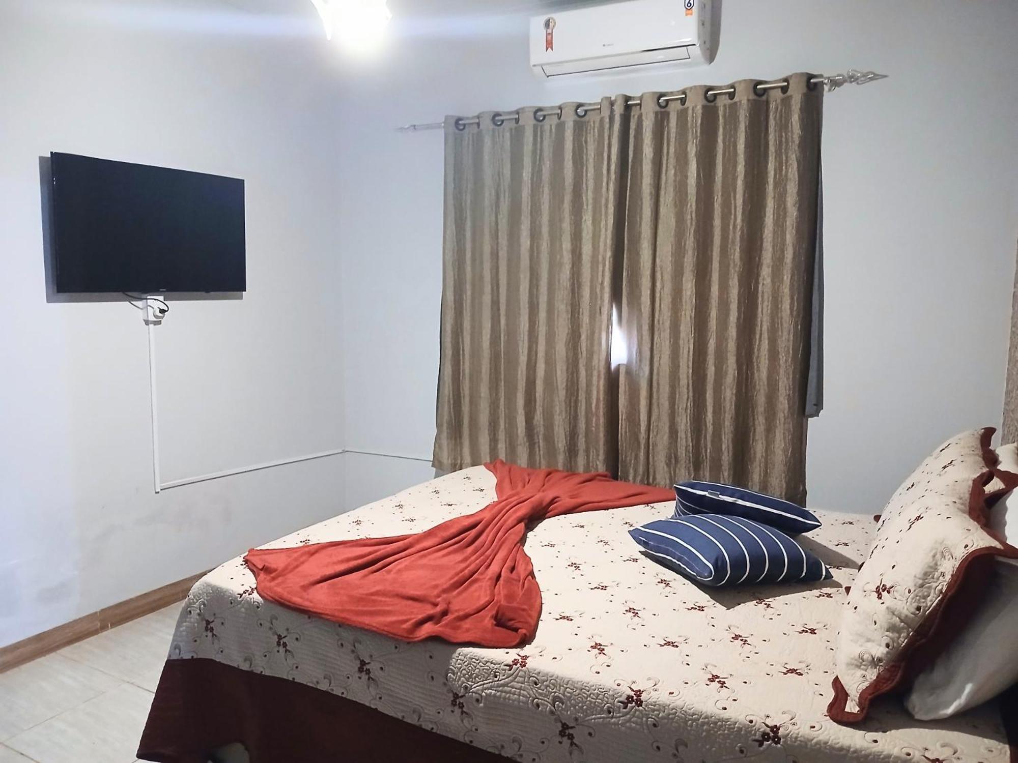 Casa Com Spa De Hidro, Aquecedor E Cromoterapia A 1,0 Km Do Centro Chapada dos Guimarães Extérieur photo